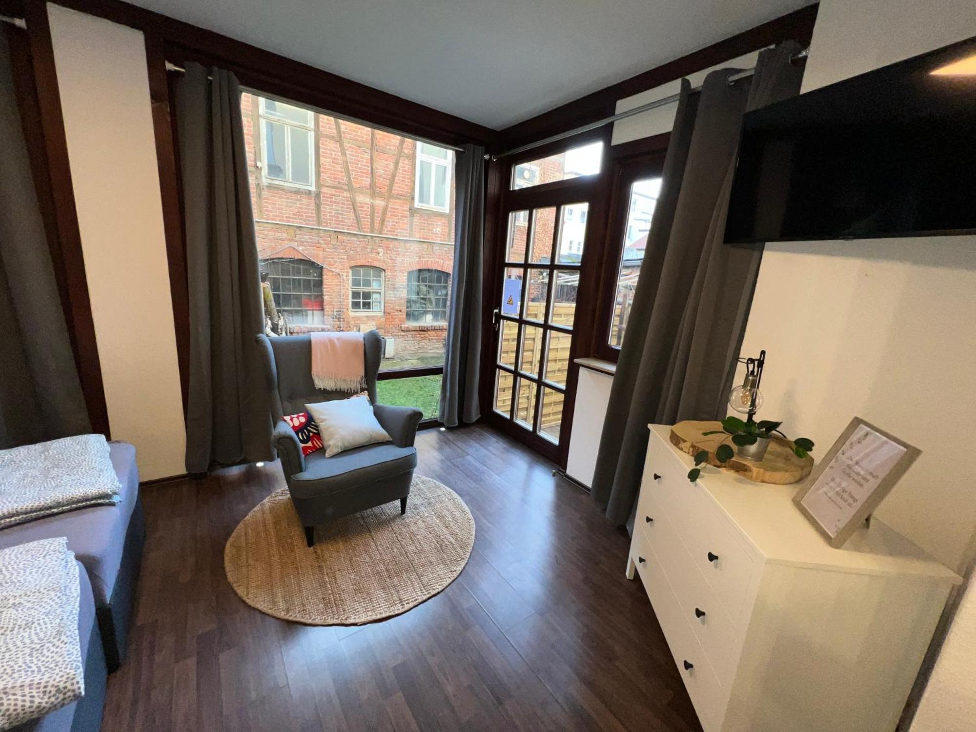 Apartment Humboldt 3 Schlafzimmer,Wifi, Netflix Parken, Terrasse, Klimatisiert, Naehe Zentrum 예나 외부 사진