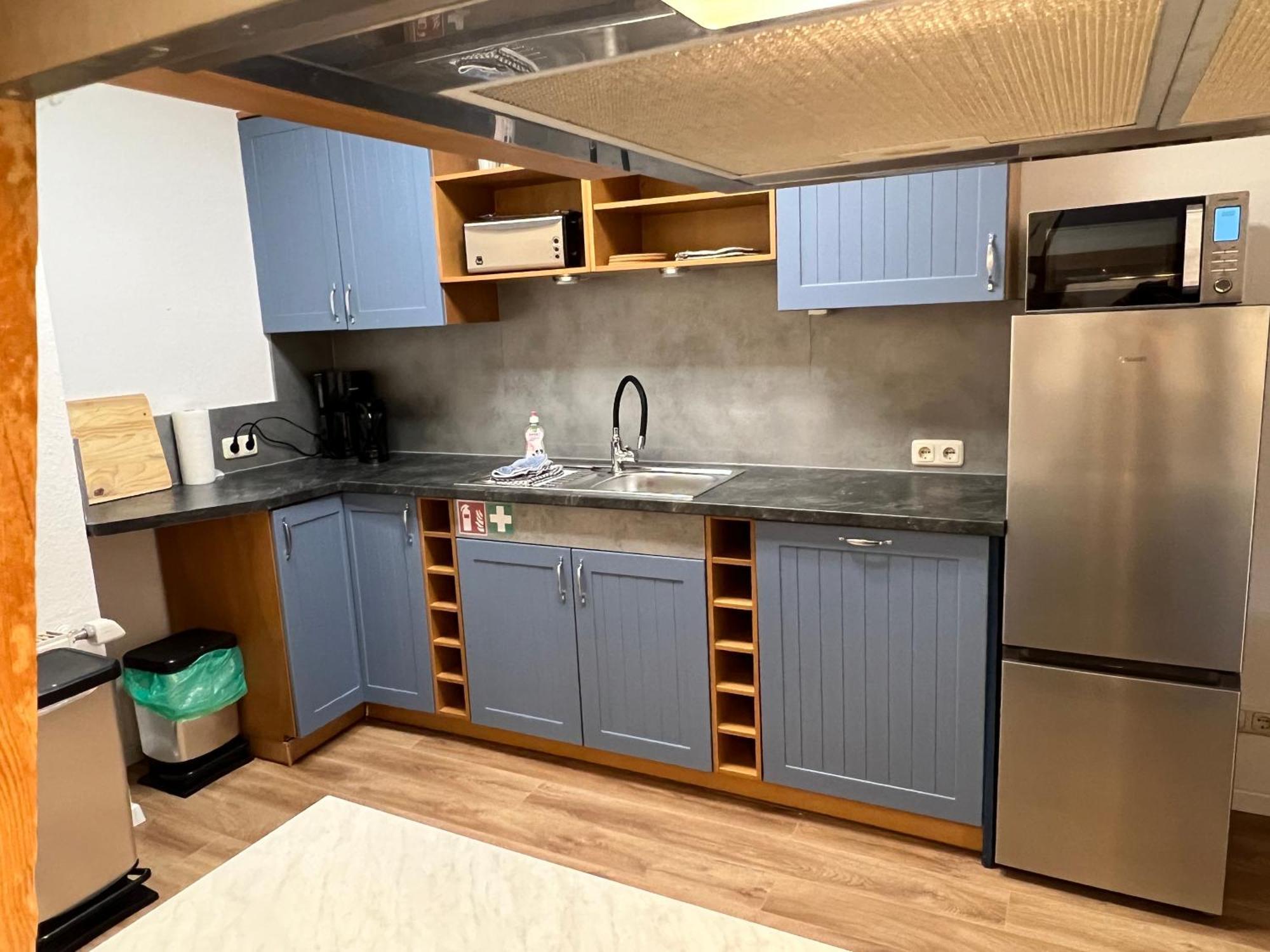 Apartment Humboldt 3 Schlafzimmer,Wifi, Netflix Parken, Terrasse, Klimatisiert, Naehe Zentrum 예나 외부 사진
