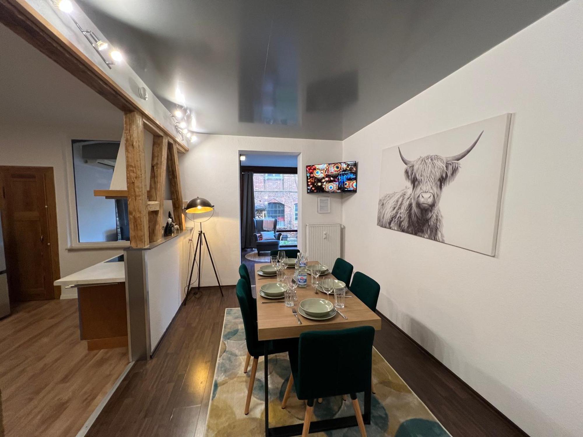 Apartment Humboldt 3 Schlafzimmer,Wifi, Netflix Parken, Terrasse, Klimatisiert, Naehe Zentrum 예나 외부 사진