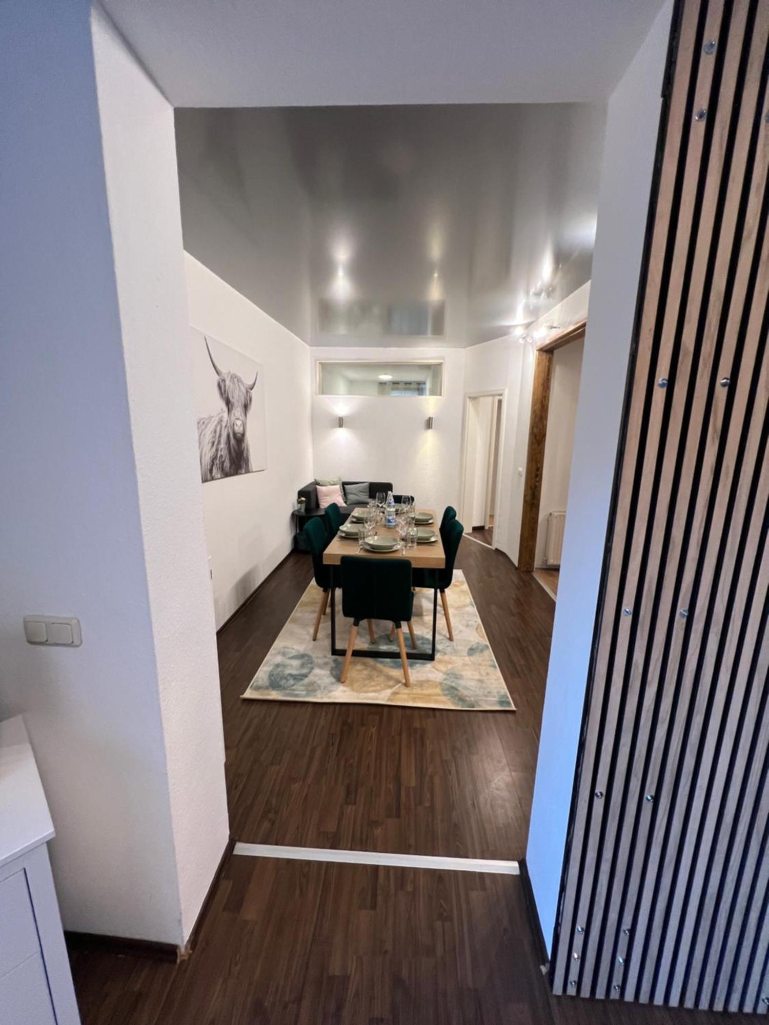 Apartment Humboldt 3 Schlafzimmer,Wifi, Netflix Parken, Terrasse, Klimatisiert, Naehe Zentrum 예나 외부 사진
